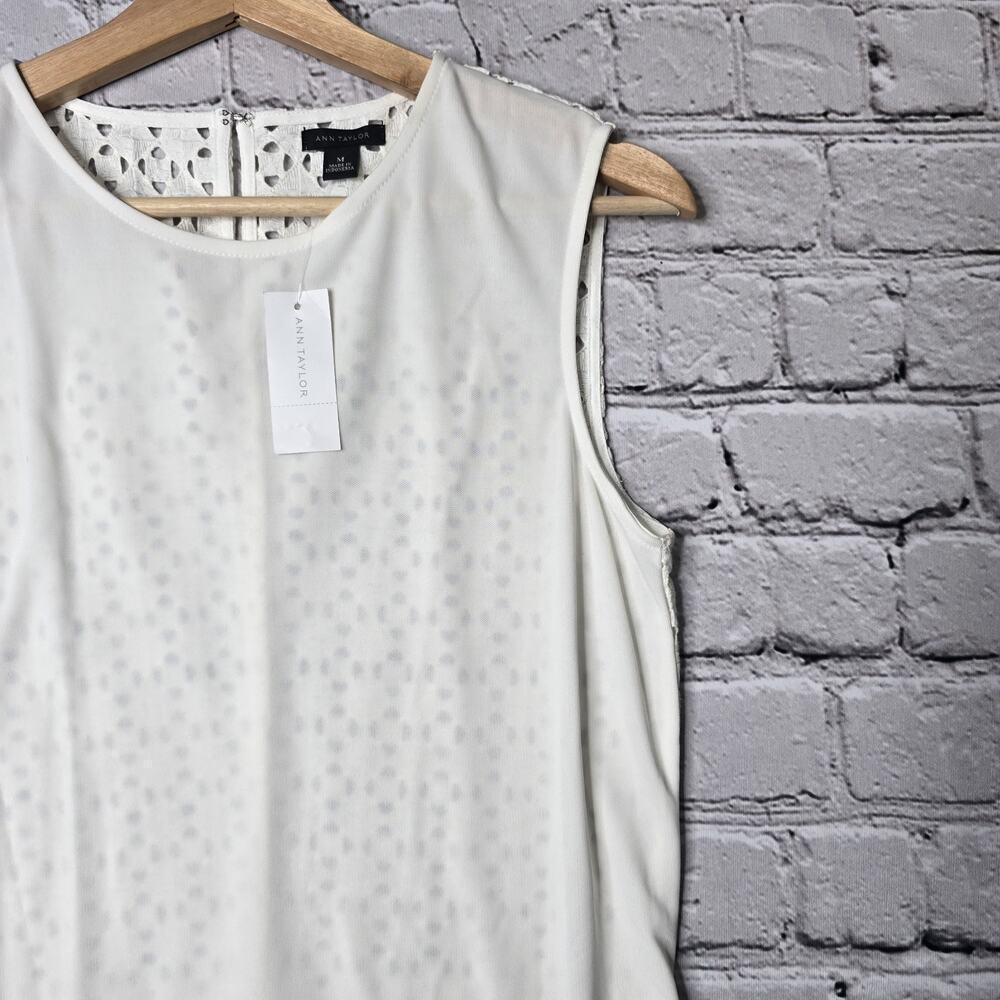 Ann‎ Taylor Eyelet Back Peplum Sleeveless Blouse Semi Sheer New Size Medium - Picture 2 of 8